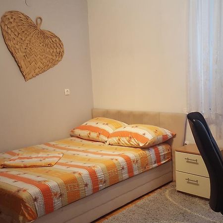 Apartment Zenica Bagian luar foto