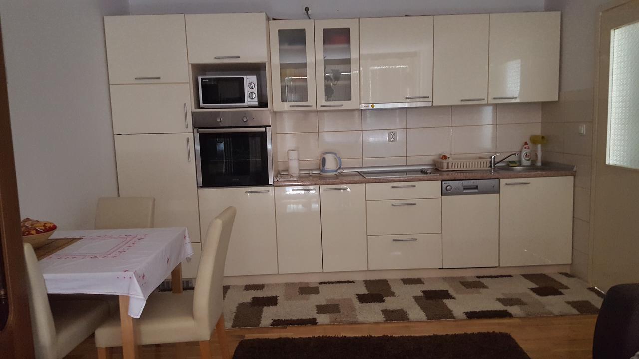 Apartment Zenica Bagian luar foto