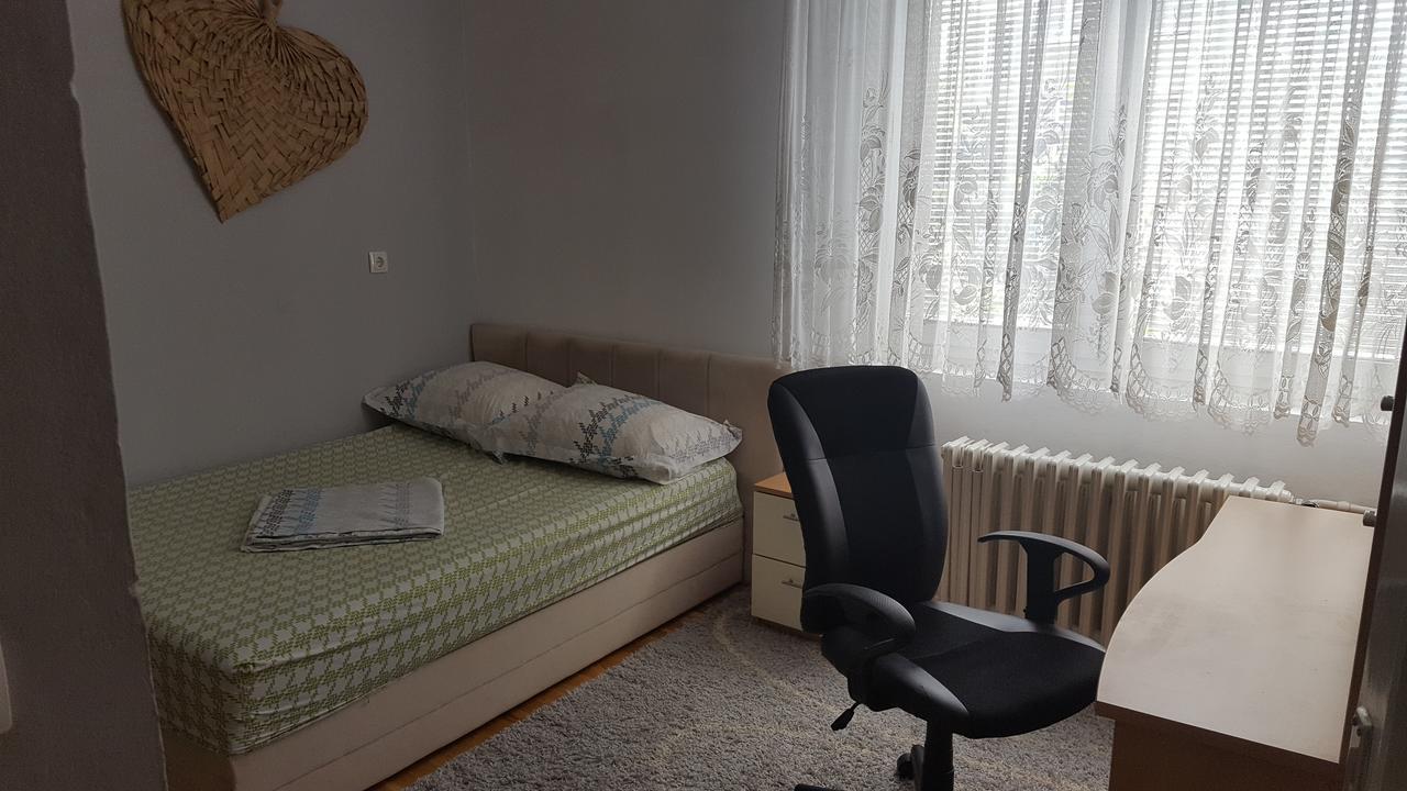 Apartment Zenica Bagian luar foto